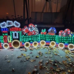 Northlight 4-Piece Holographic LED Lighted Motion Train Set Outdoor Christmas Decoration -Twinkly Popular Shop northlight zg15674 cxpic 78025.1676901532